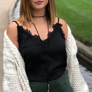 Lace detail tank top